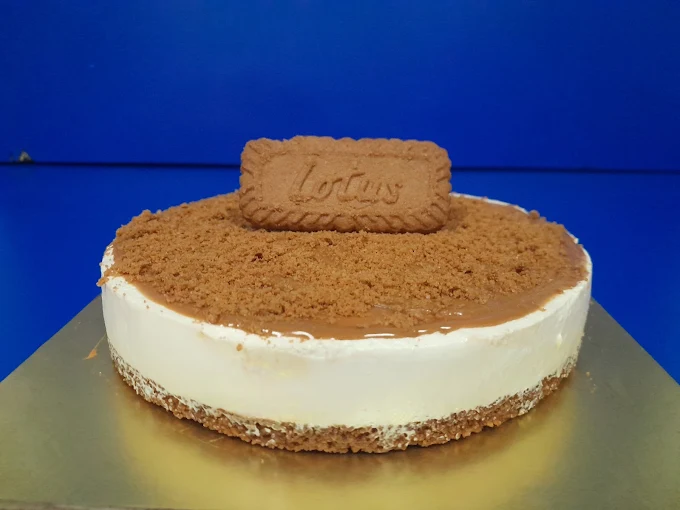 Blueberry The Live Cake Shop